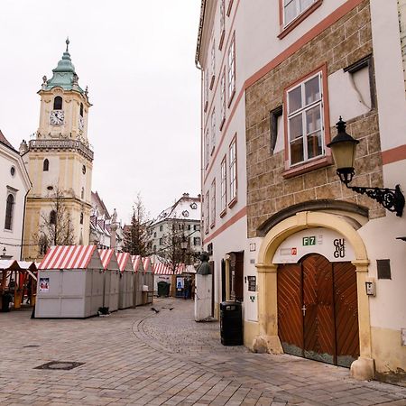Apartment Lea - Old Town Bratislava Ngoại thất bức ảnh